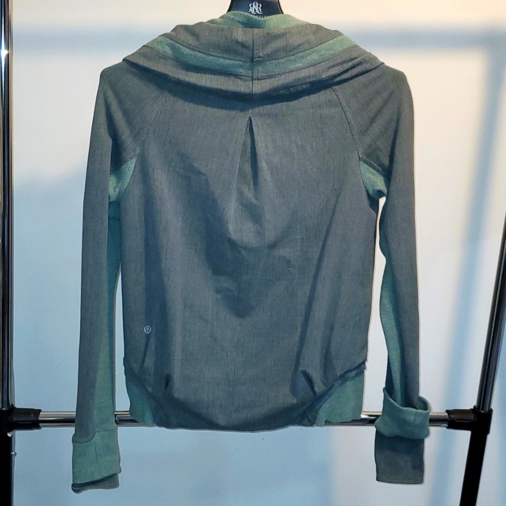 Lululemon Jacket - Picture 2 of 10